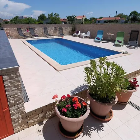 Apartment Gemuetliche 3