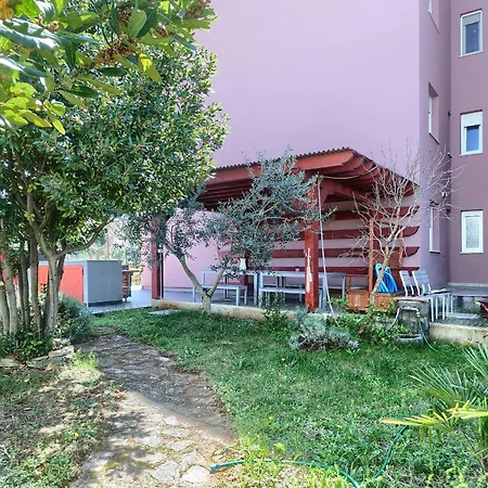 Apartment Gemuetliche 3 Valbandon